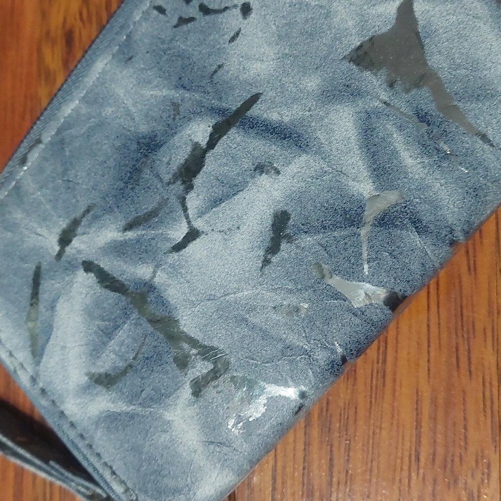Wallet - Picture 2 of 6